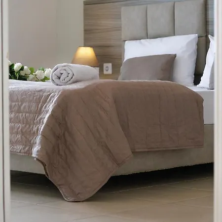 Orelia Willa Hanioti